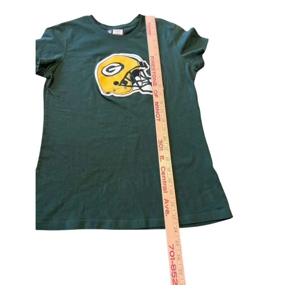 NFL Team Apparel women's S Green Bay Packers T-shirt, green short sleeves